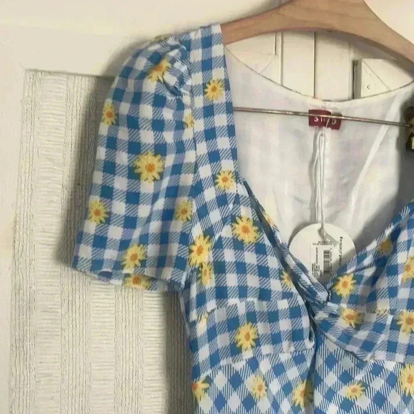 NWT Staud Lea Dress, Blue + White Gingham Daisy Plaid, Slit, Cap Sleeves, SZ 00 - Picture 6 of 8
